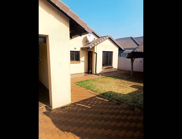3 BEDROOM PROPERTY TO RENT IN DAWN PARK